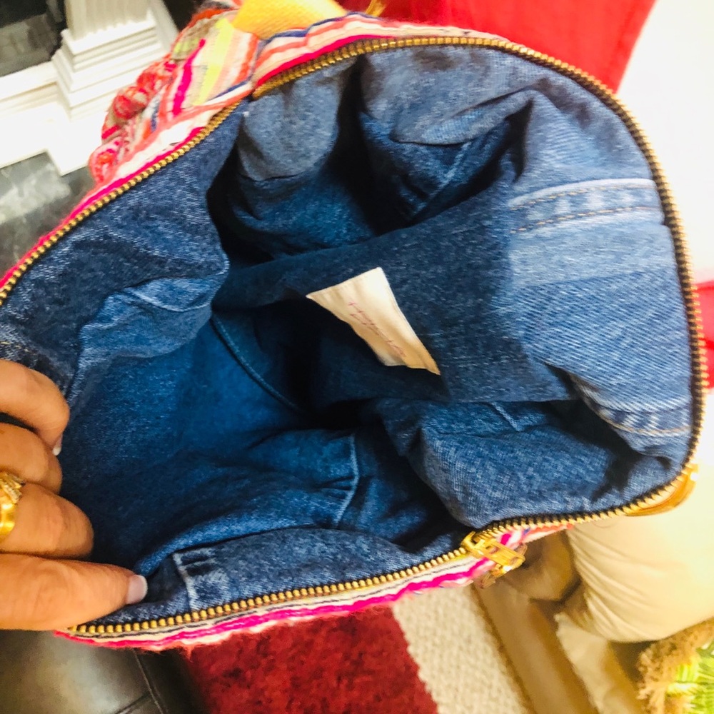 Adorable Recycled Denim Boho Bag! ❤️🛍🧜‍♀️💕 - Picture 6 of 8